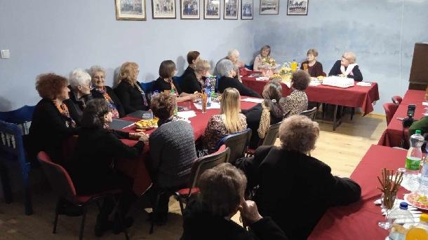 Oslava narodenin Viery Benkovej 3.jpg