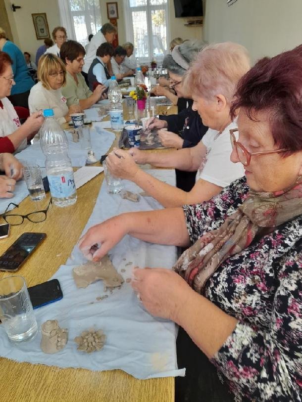 Správa z dielne karamiky v Starej Pazove 06.jpg