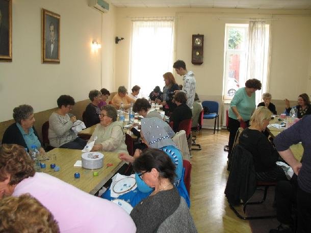 Vysivanie v St Pazove 05.jpg