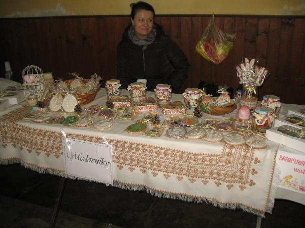 Vystava jarnych a velkonocnych aranzmanov 08.JPG