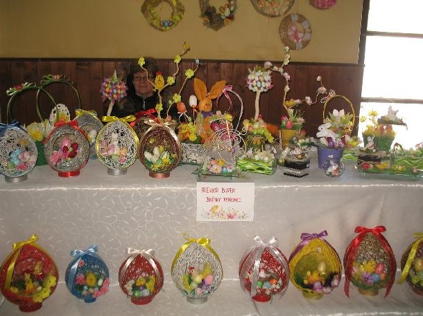 Vystava jarnych a velkonocnych aranzmanov 09.JPG