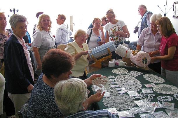 Košice - výroba čipky, paličkovanie