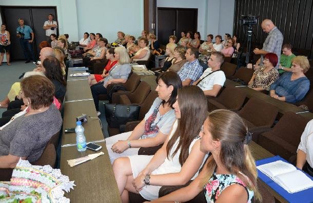 prezentacia-knih-aug-2015---05.jpg