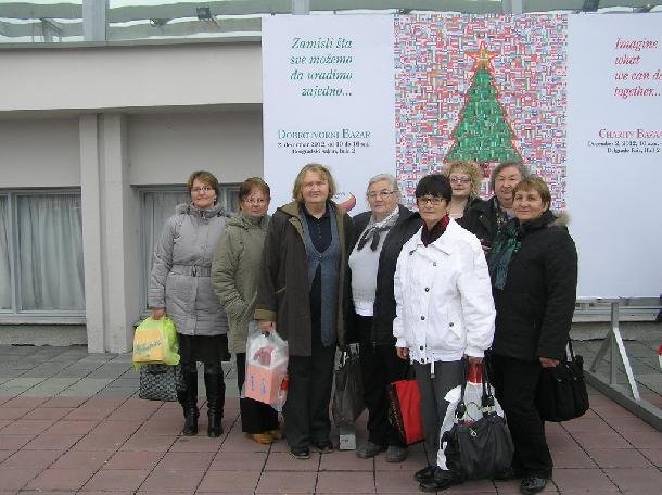 charitativny-bazar-08.jpg